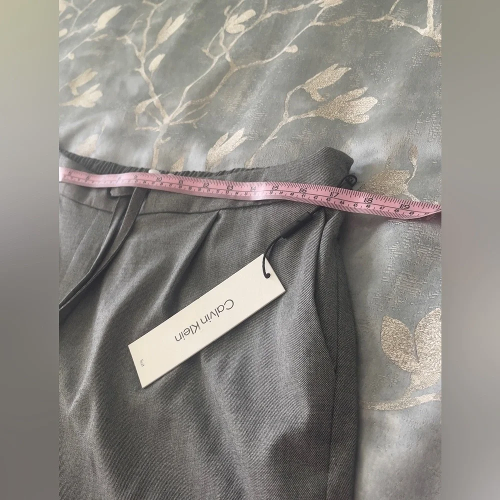 Calvin Klein Tapered Pull-On Pants Woman’s Gray Size 12 - Picture 11 of 16